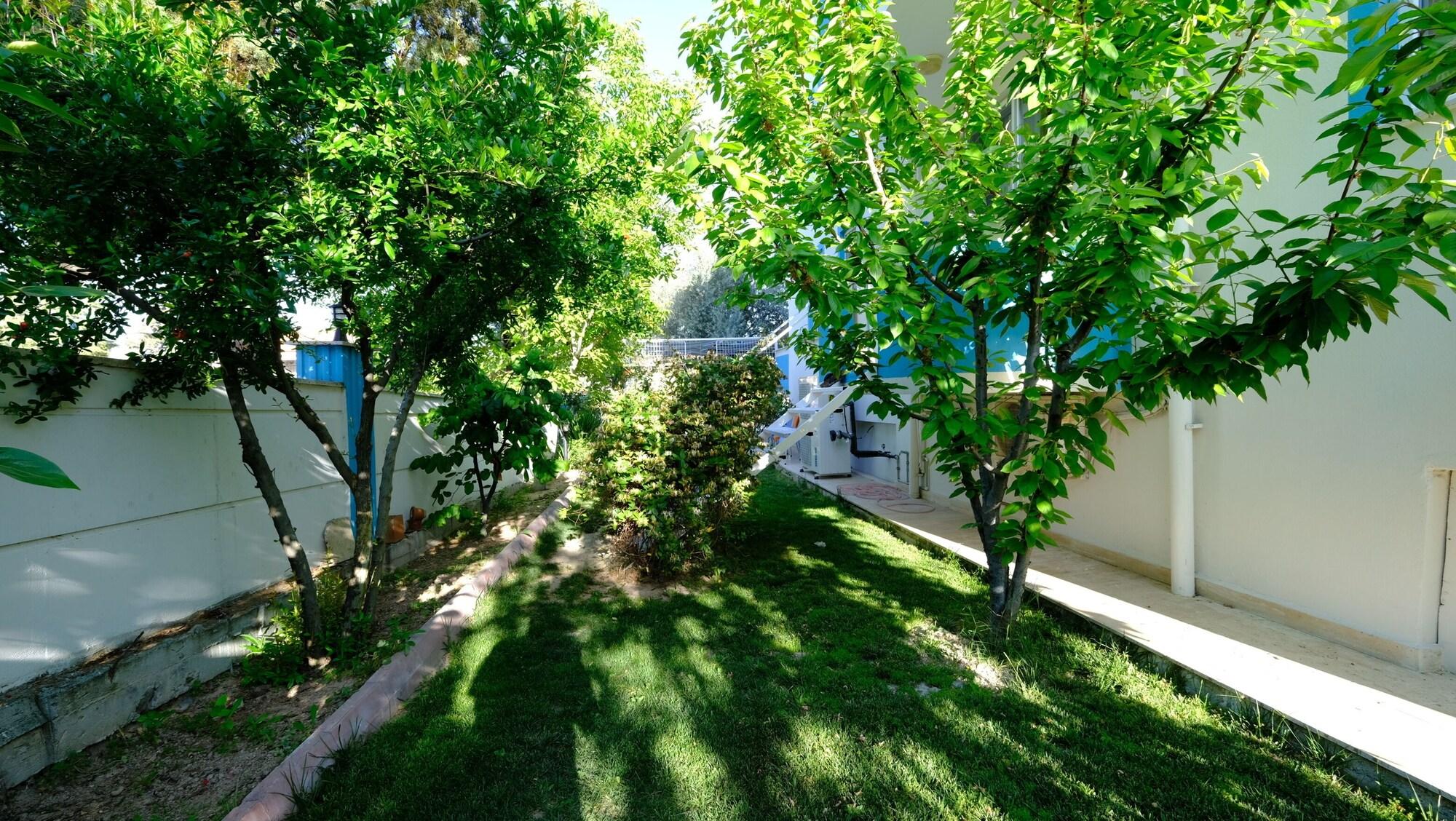 Vista Exterior The Cotton House Hotel