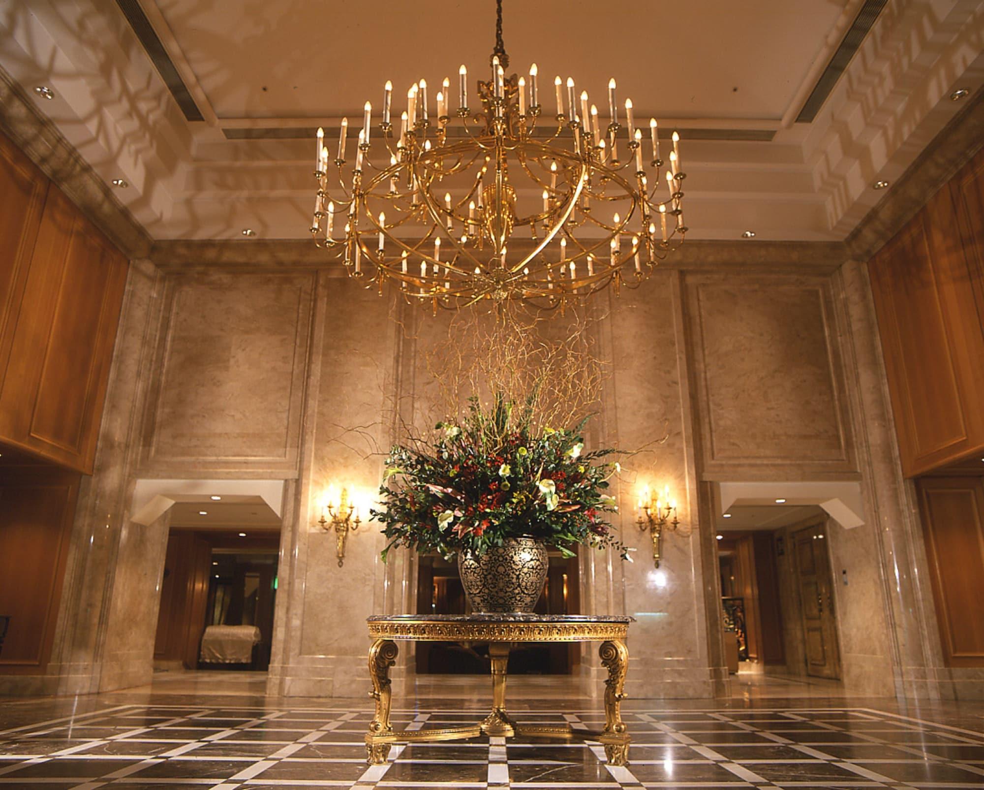 Vista Lobby Hotel New Grand