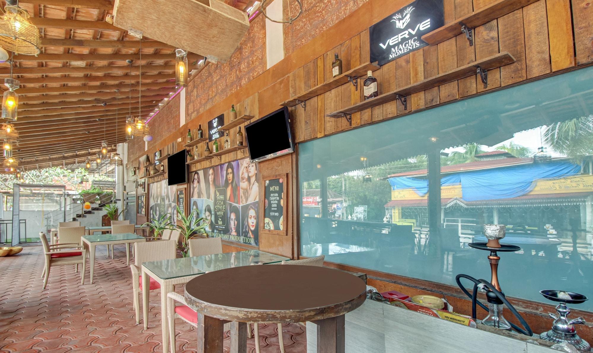 Restaurant Itsy Hotels Tao Residency, 2 Minutes Walk From Baga Beach