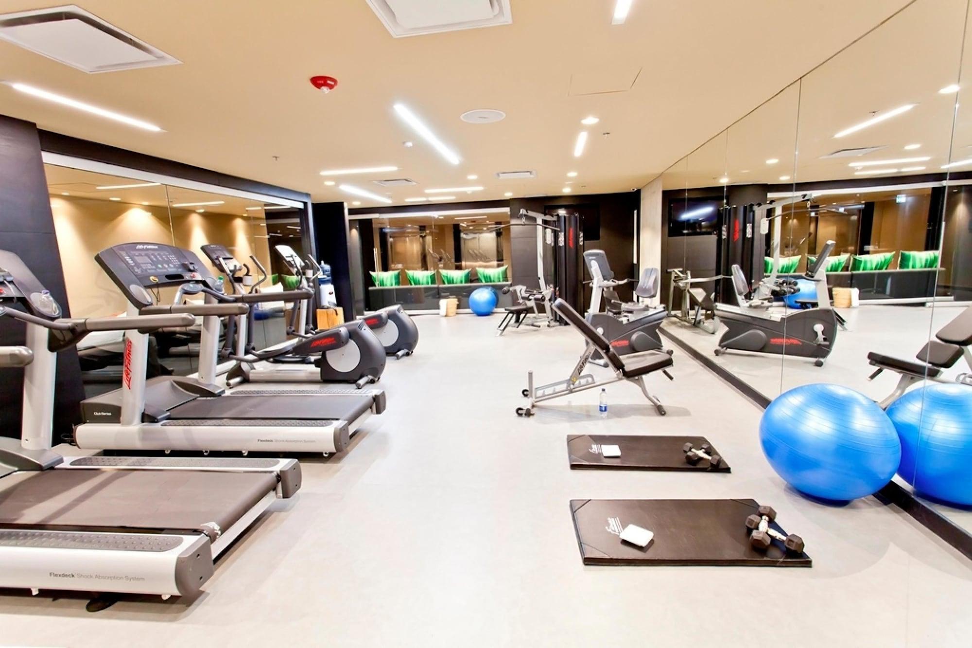 Gimnasio Movich Buró 26