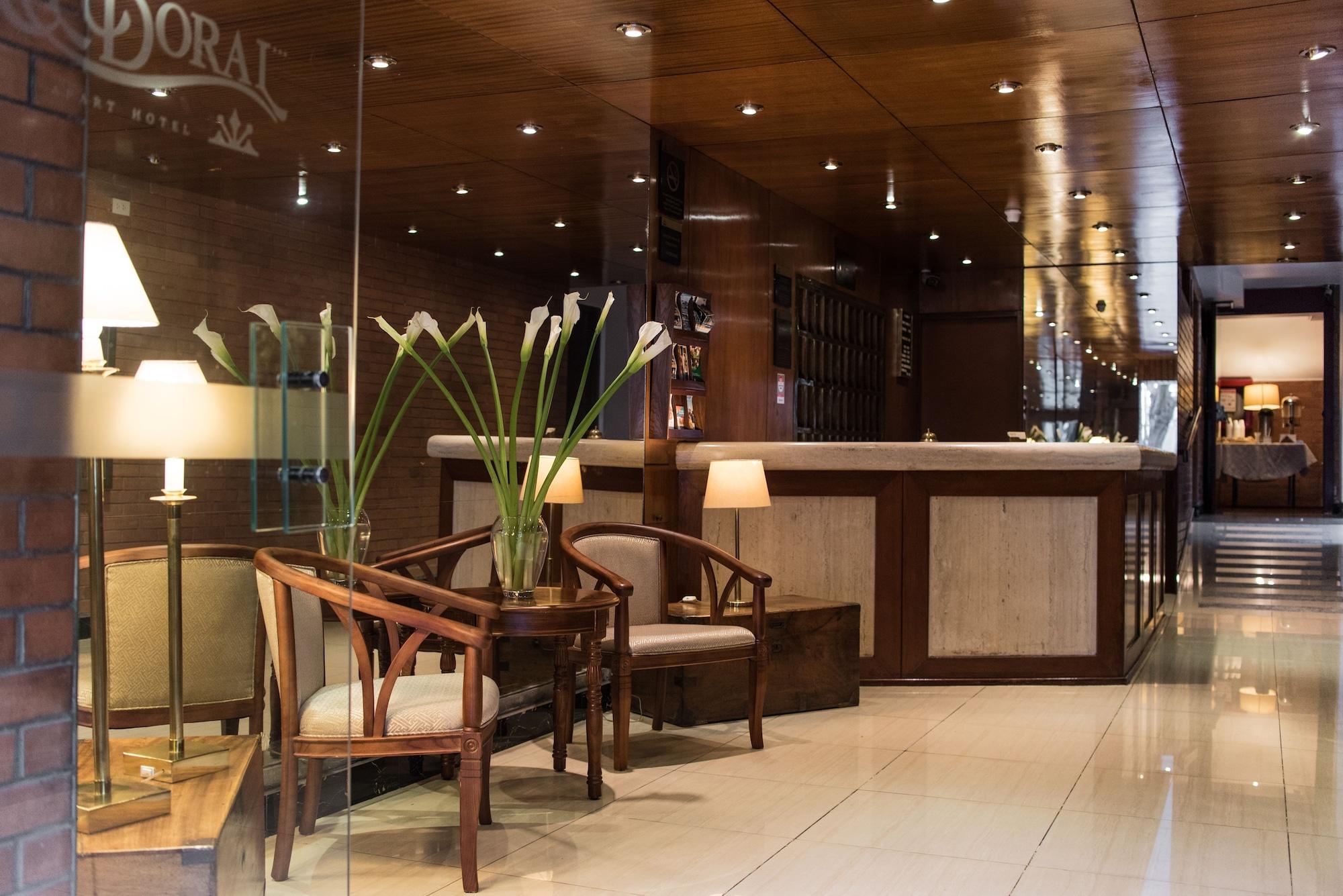 Vista Lobby Apart Hotel El Doral