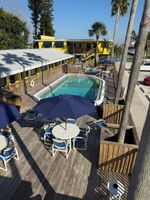 Alojamiento - Barefoot Bay Resort & Marina