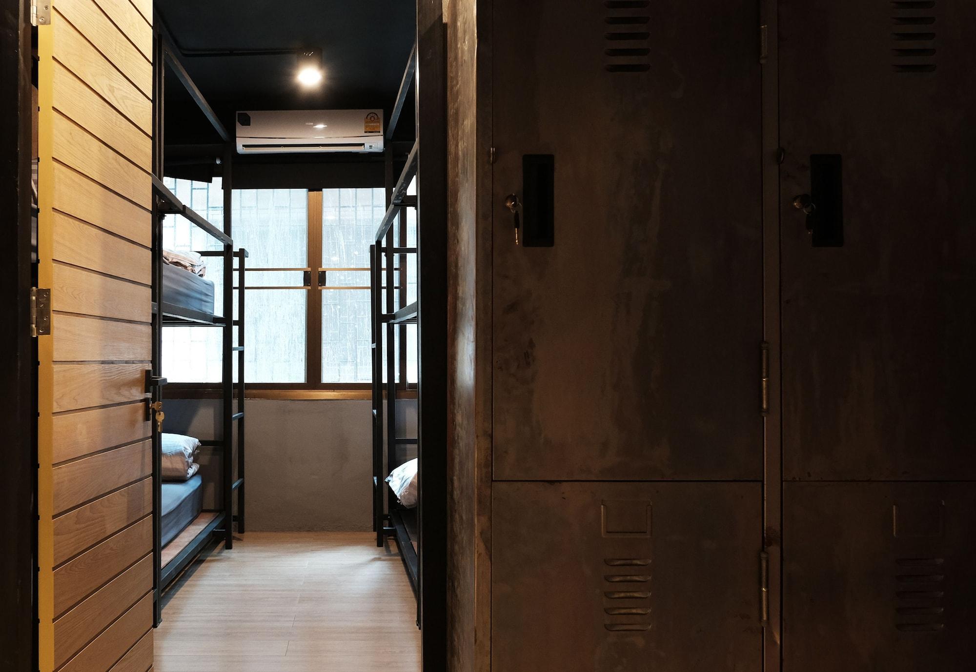 Vista Exterior Nap@Pan Hostel