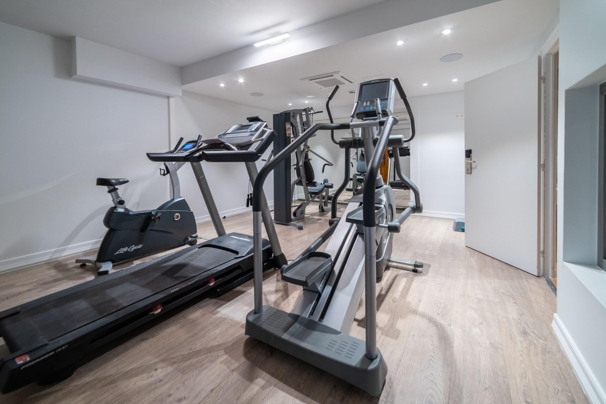 Gimnasio Grand Hotel Normandy by CW Hotel Collection