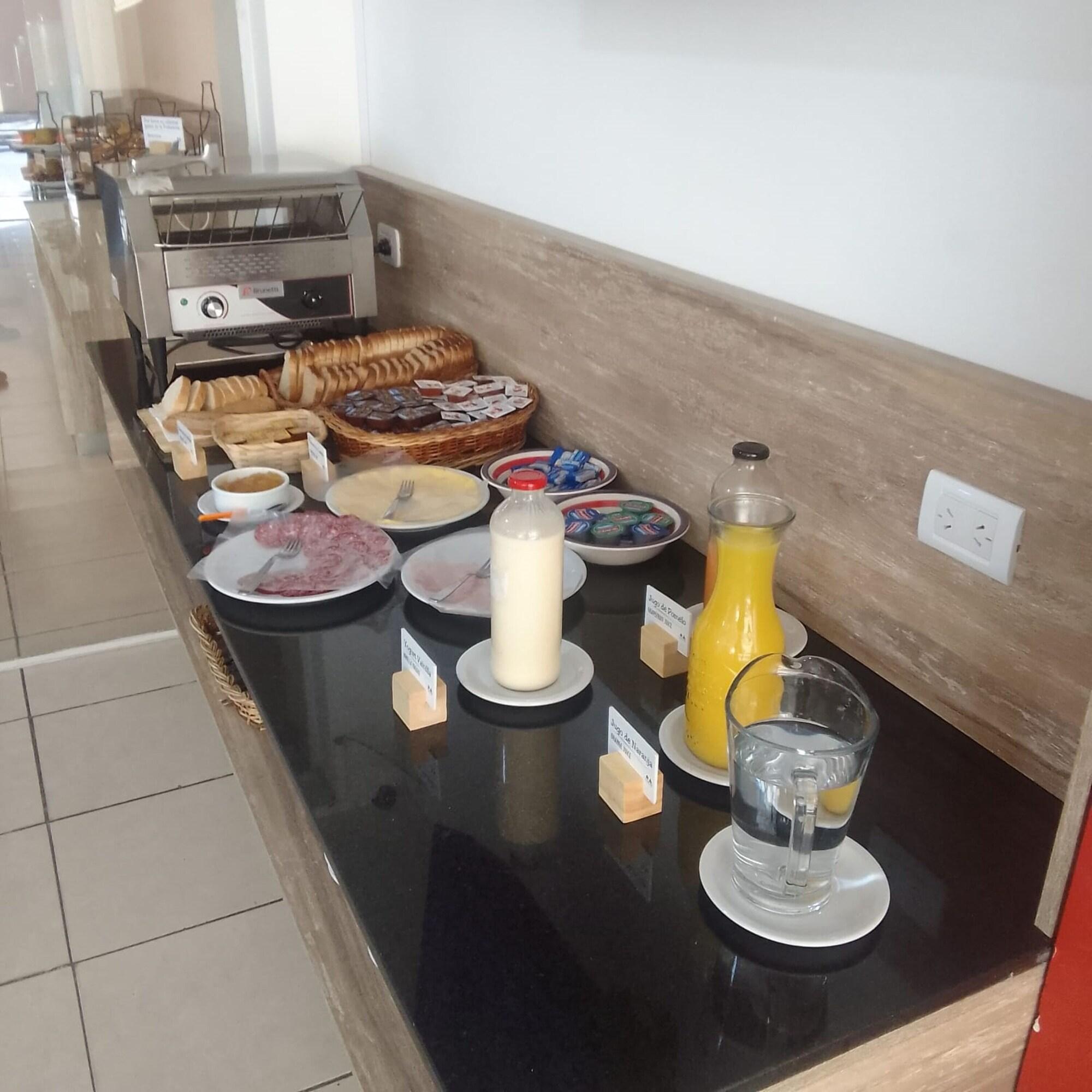 Restaurant Dakar Hostel