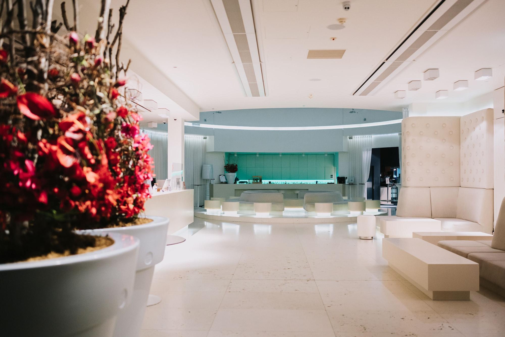 Bar/Salón Hotel Bulwar