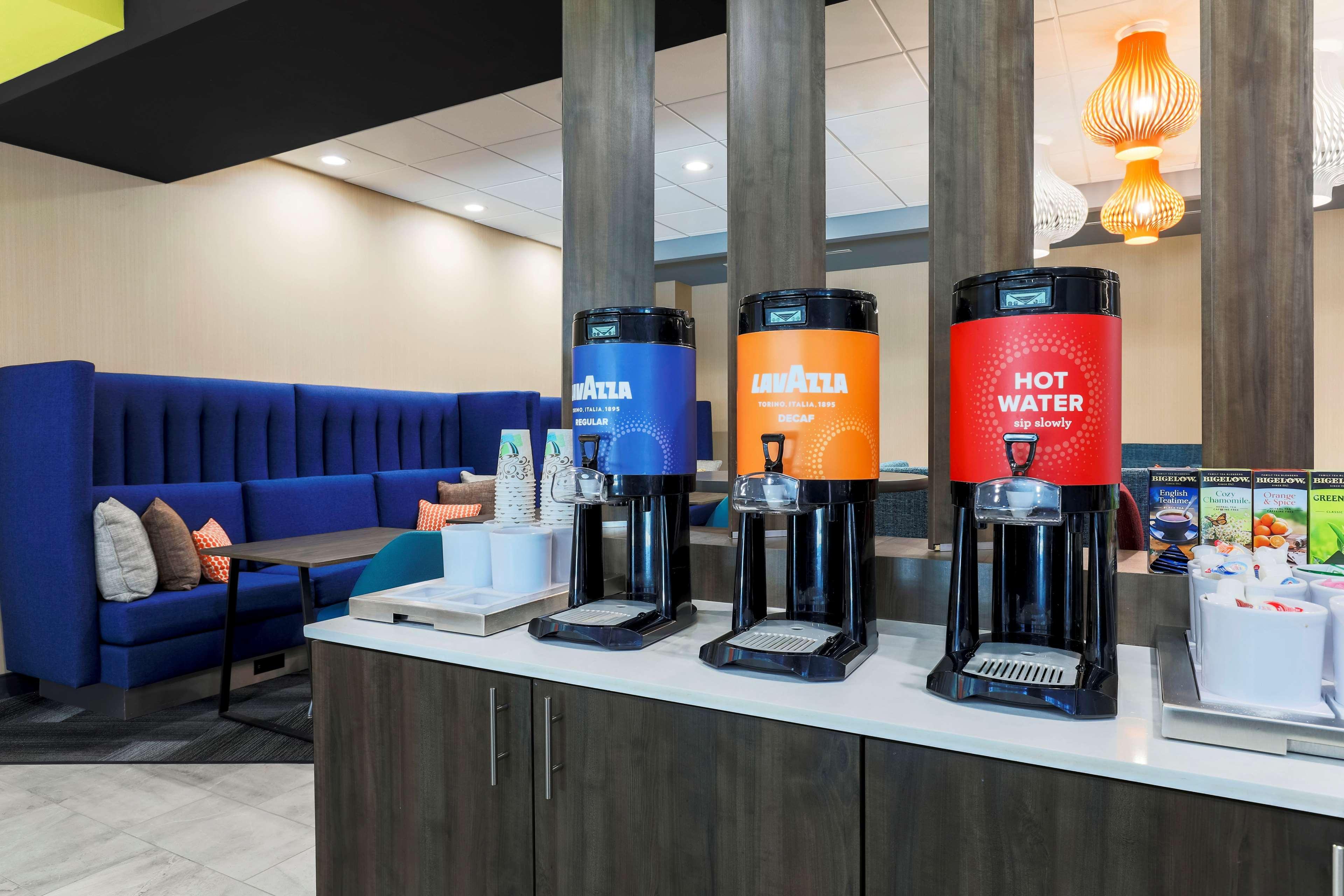 Restaurant Tru by Hilton Dallas Downtown Market Center