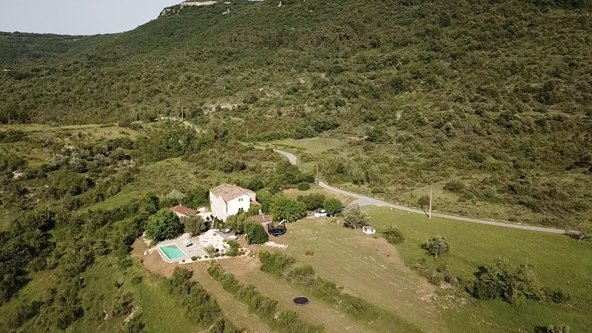Vista Exterior Les Agaves