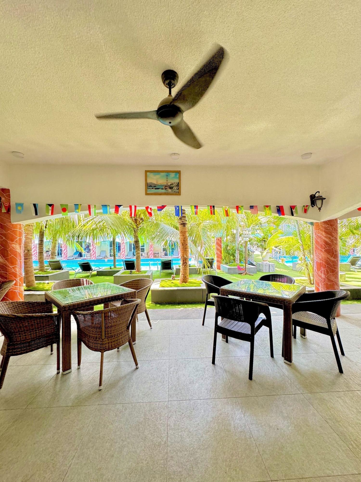 Vista Exterior Roman Empire Panglao Boutique Hotel