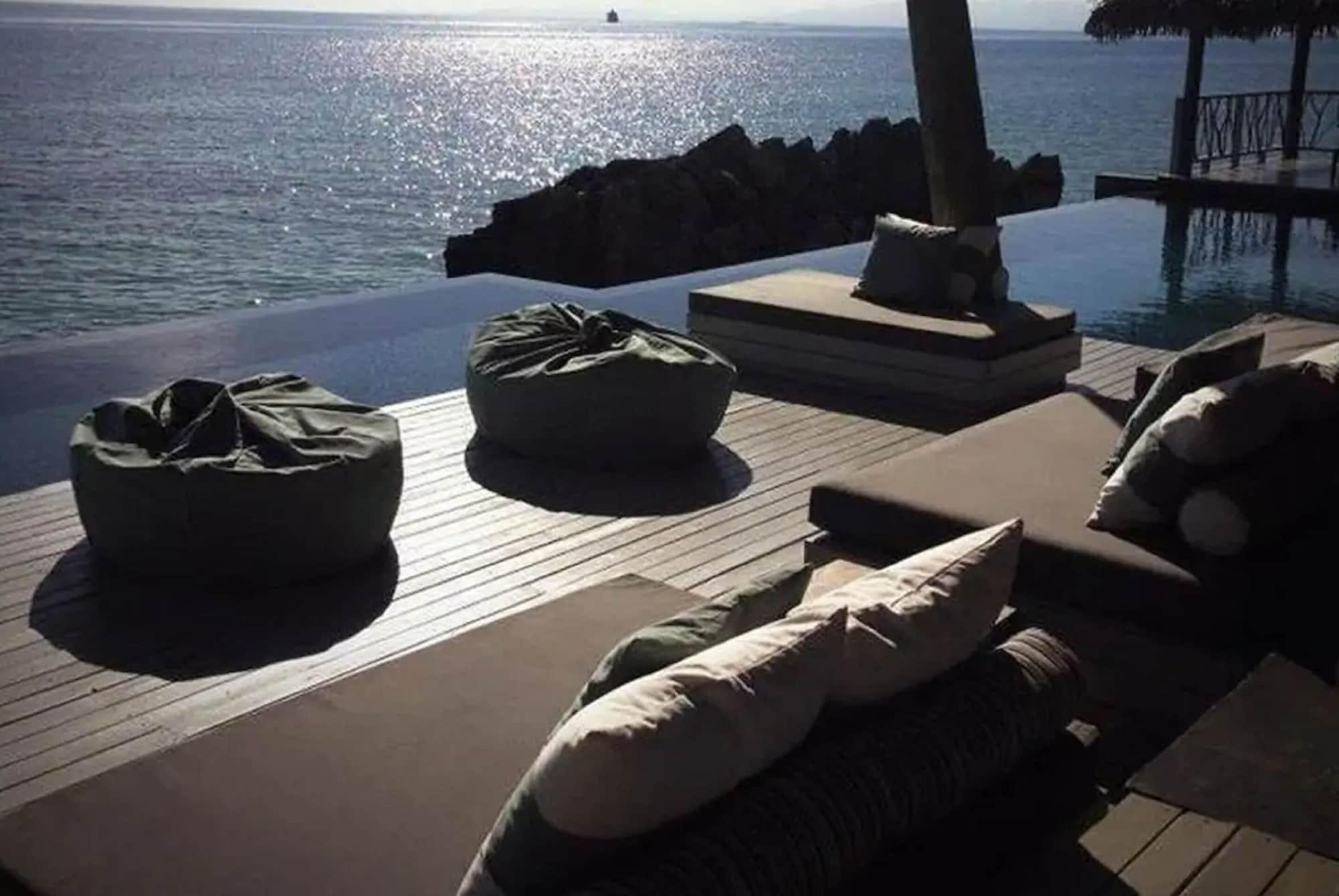Vista Piscina Tadrai Island Resort-Fiji - All Inclusive