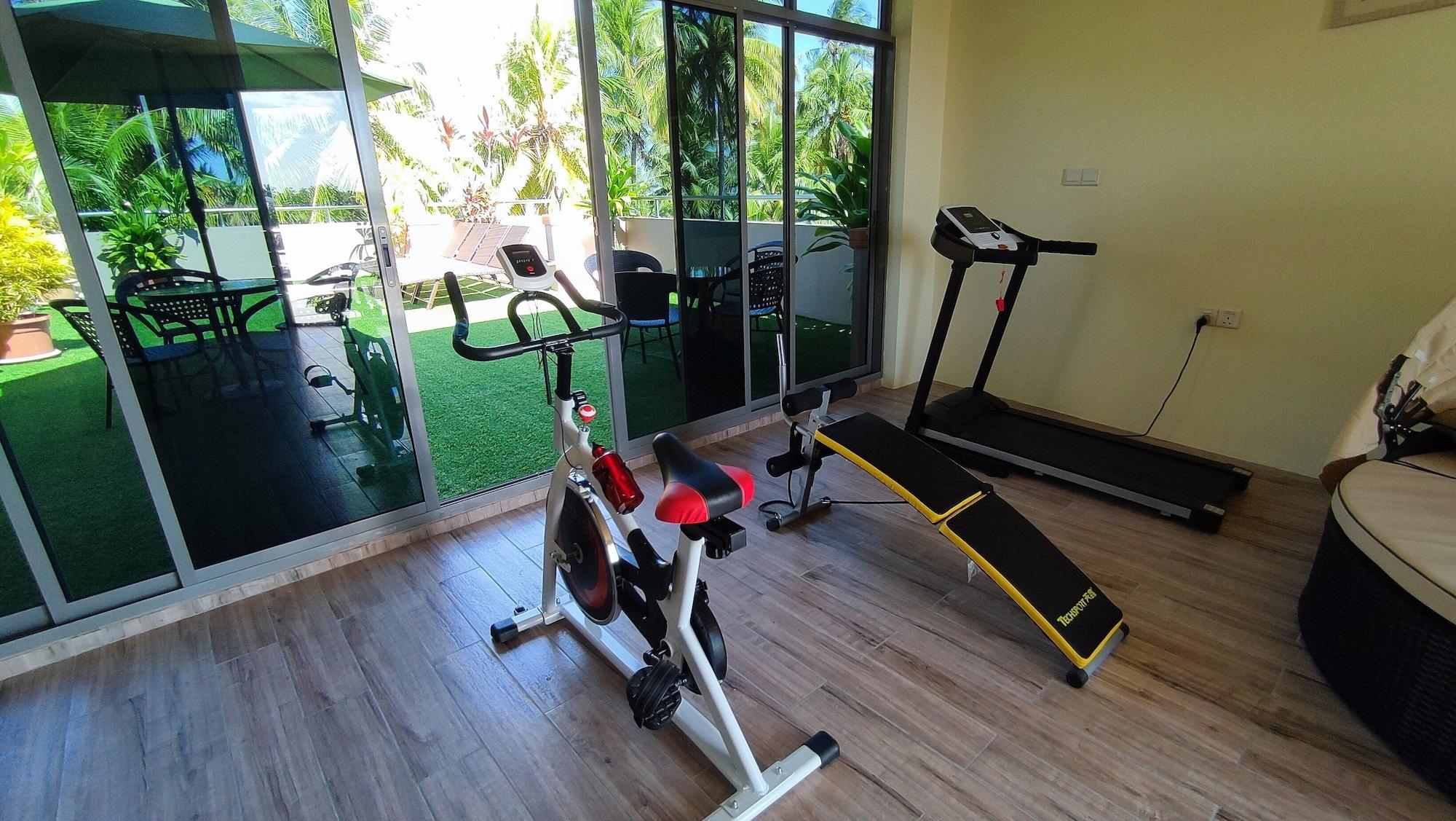 Varios Blue Wave Guest House