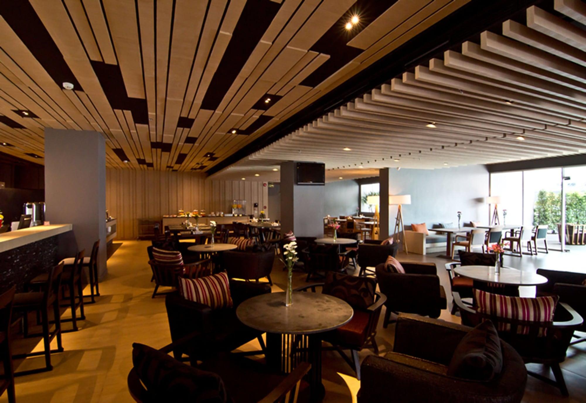 Restaurant The Sun Xclusive