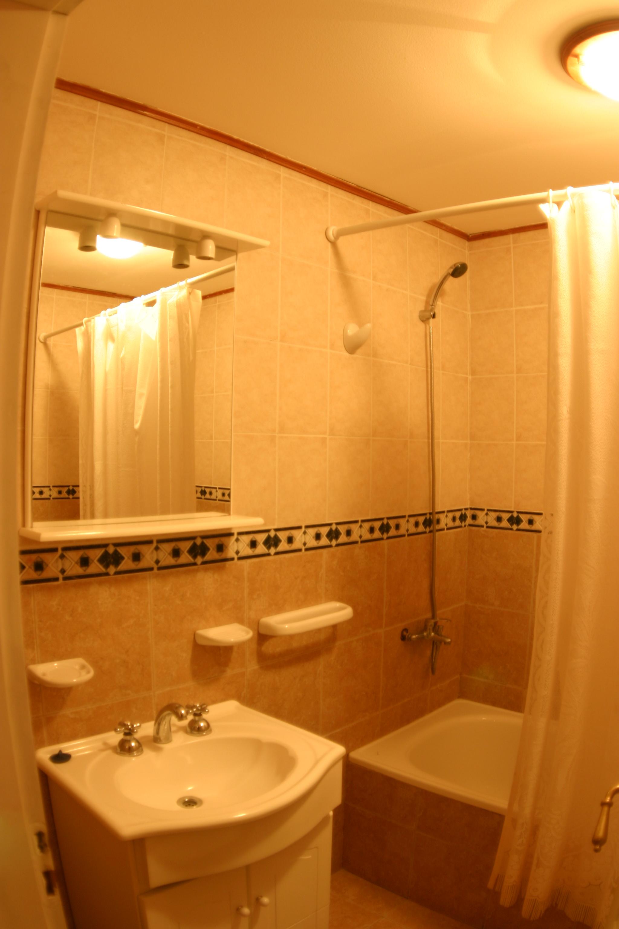 Equipamiento de Habitación Hostel de las Manos