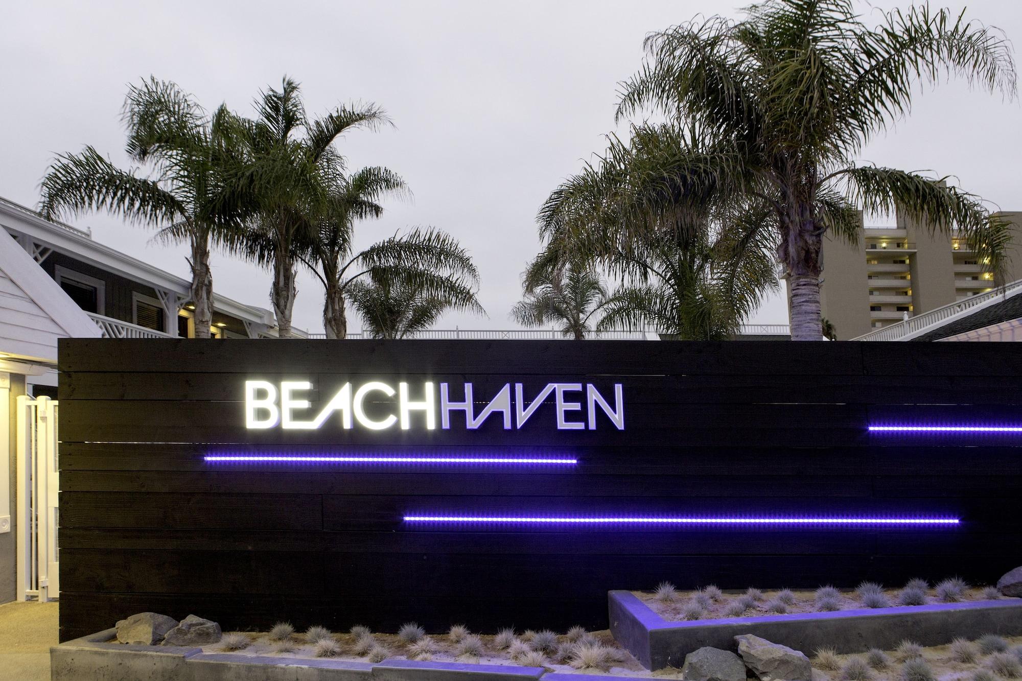 Vista Exterior Beach Haven - Near Pacific Beach Park
