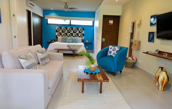 NEW!!! Luxury Loft, Golf View, 5* Amenities, Gated - Hoteles solo adultos en Akumal, México