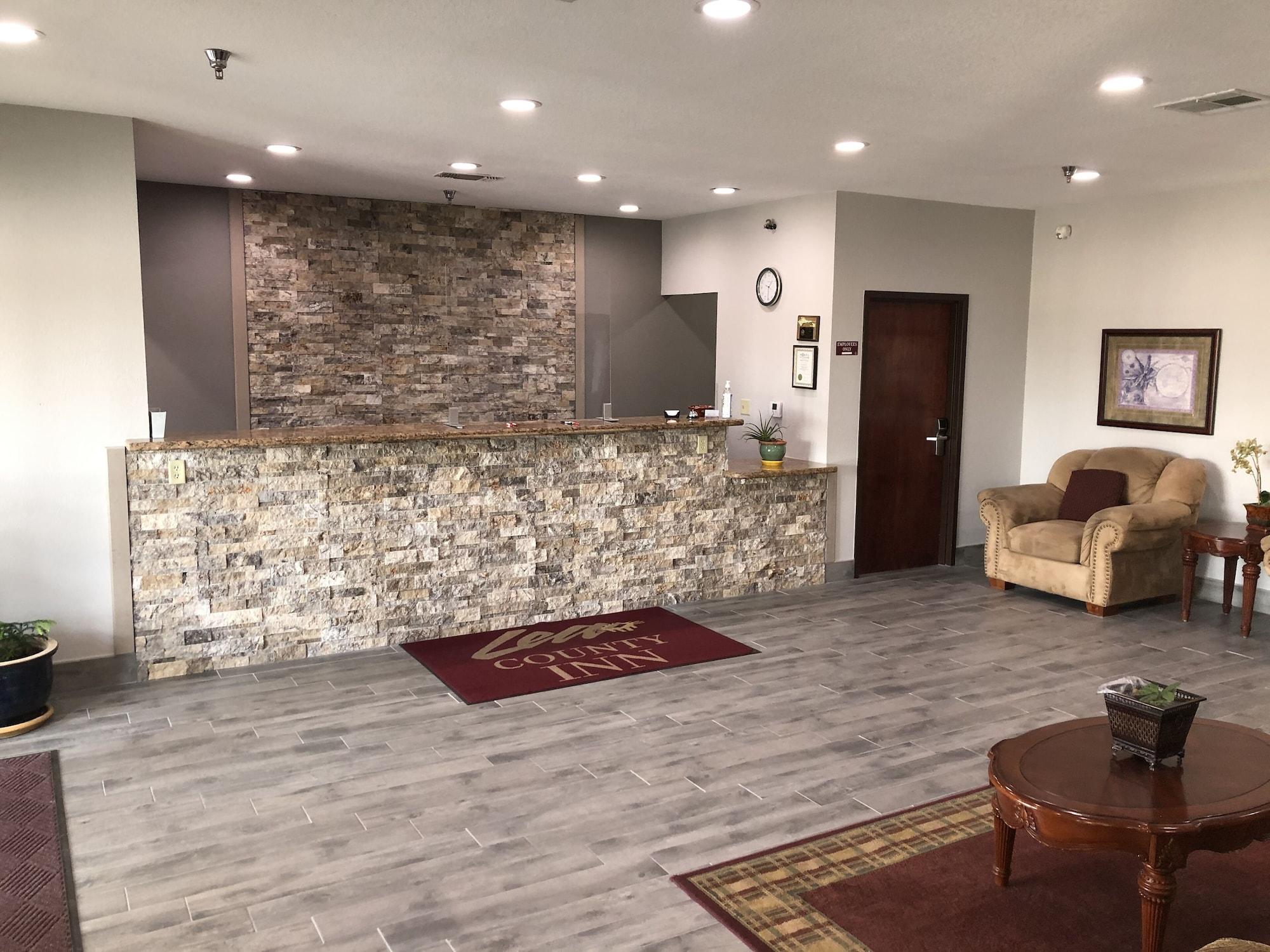 Vista Lobby Lea County Inn
