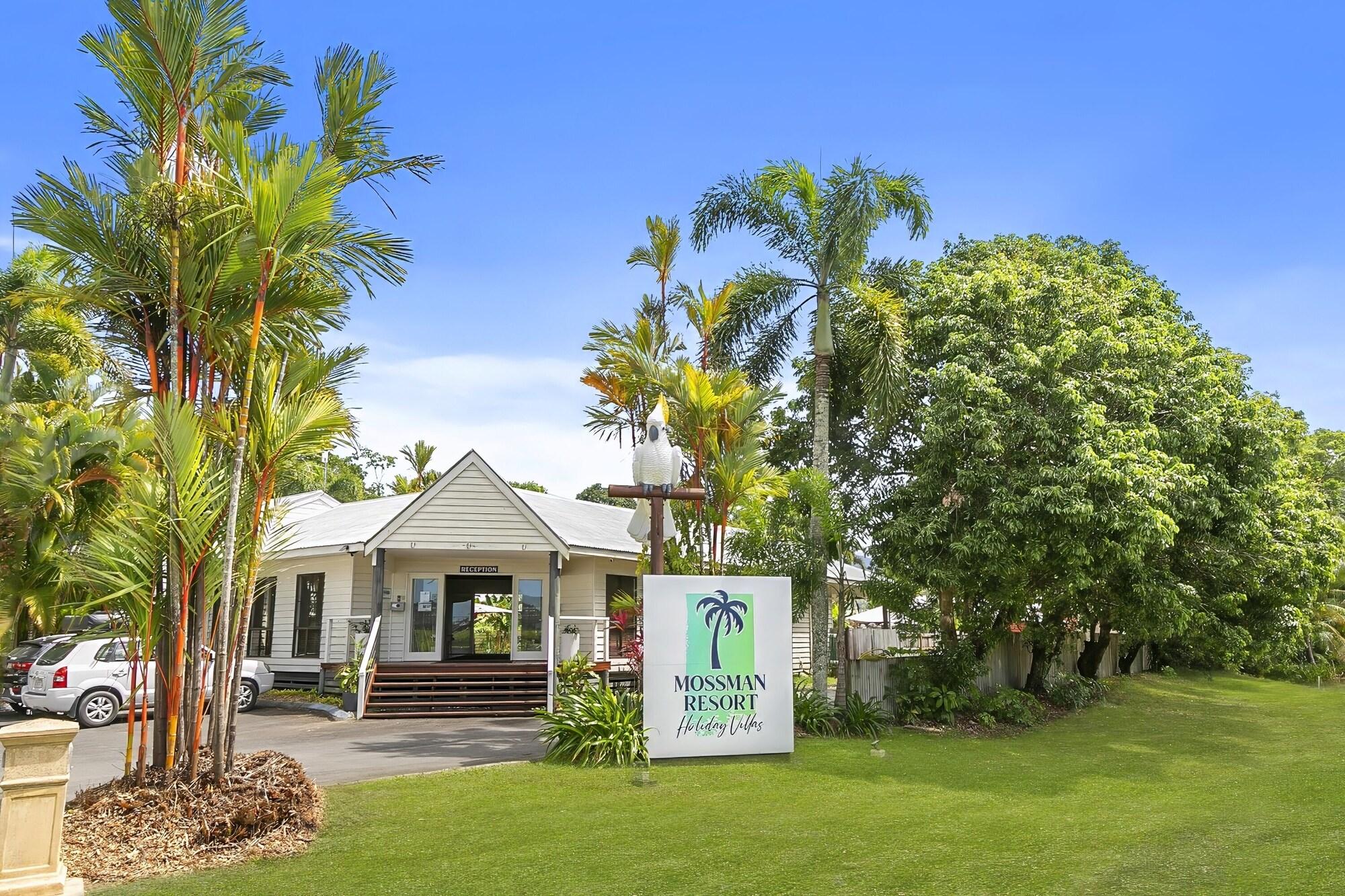 Vista Exterior Mossman Resort Holiday Villas