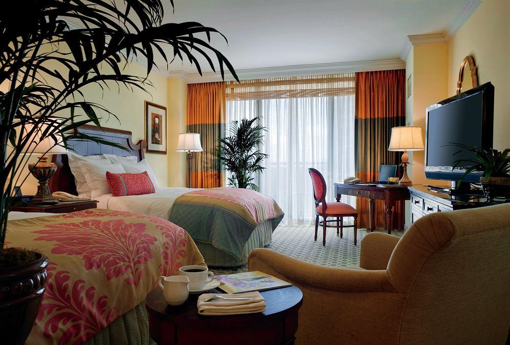 Guest room The Ritz-Carlton Coconut Grove, Miami