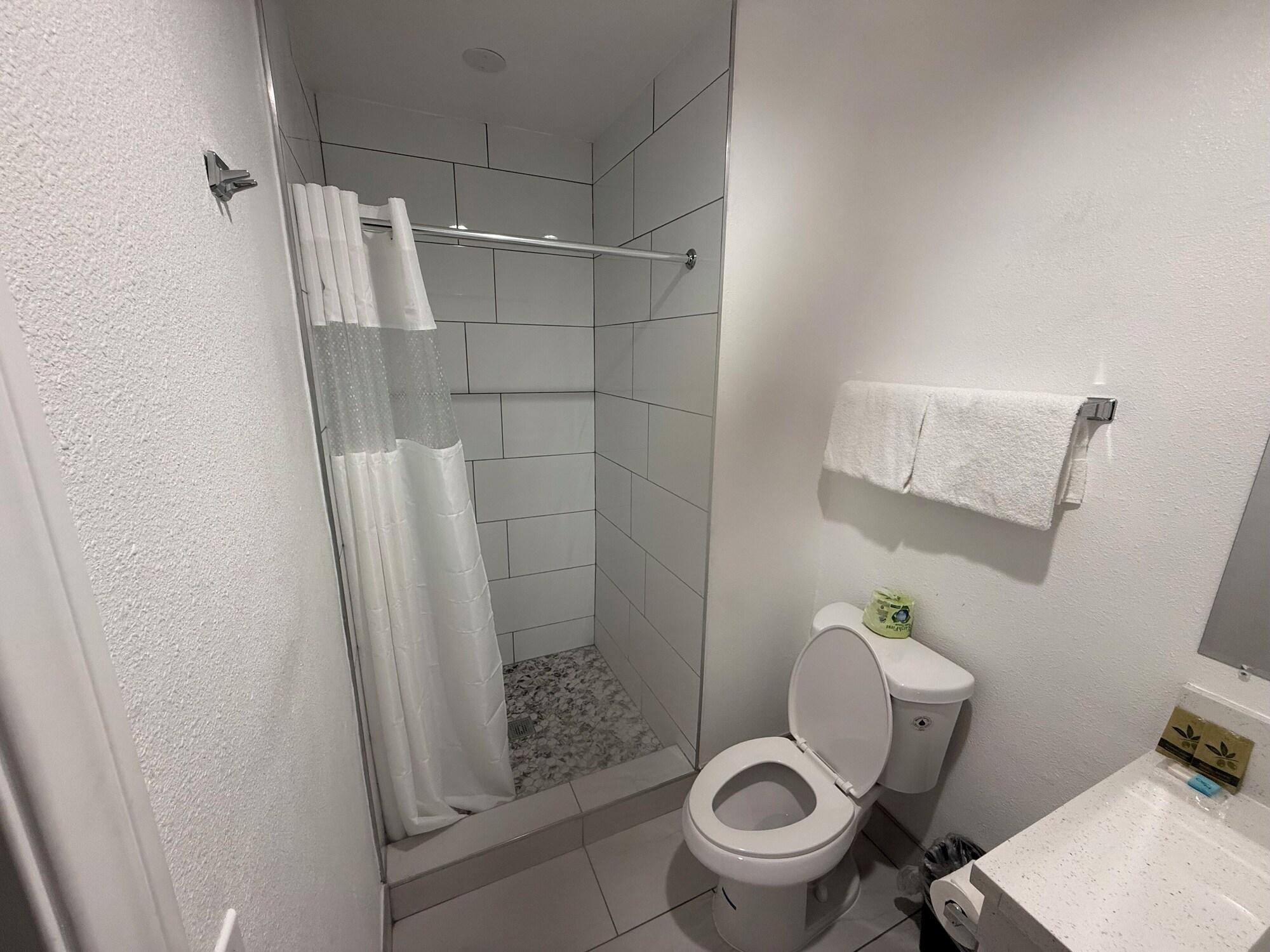 Equipamiento de Habitación Hi-Way Host Motel