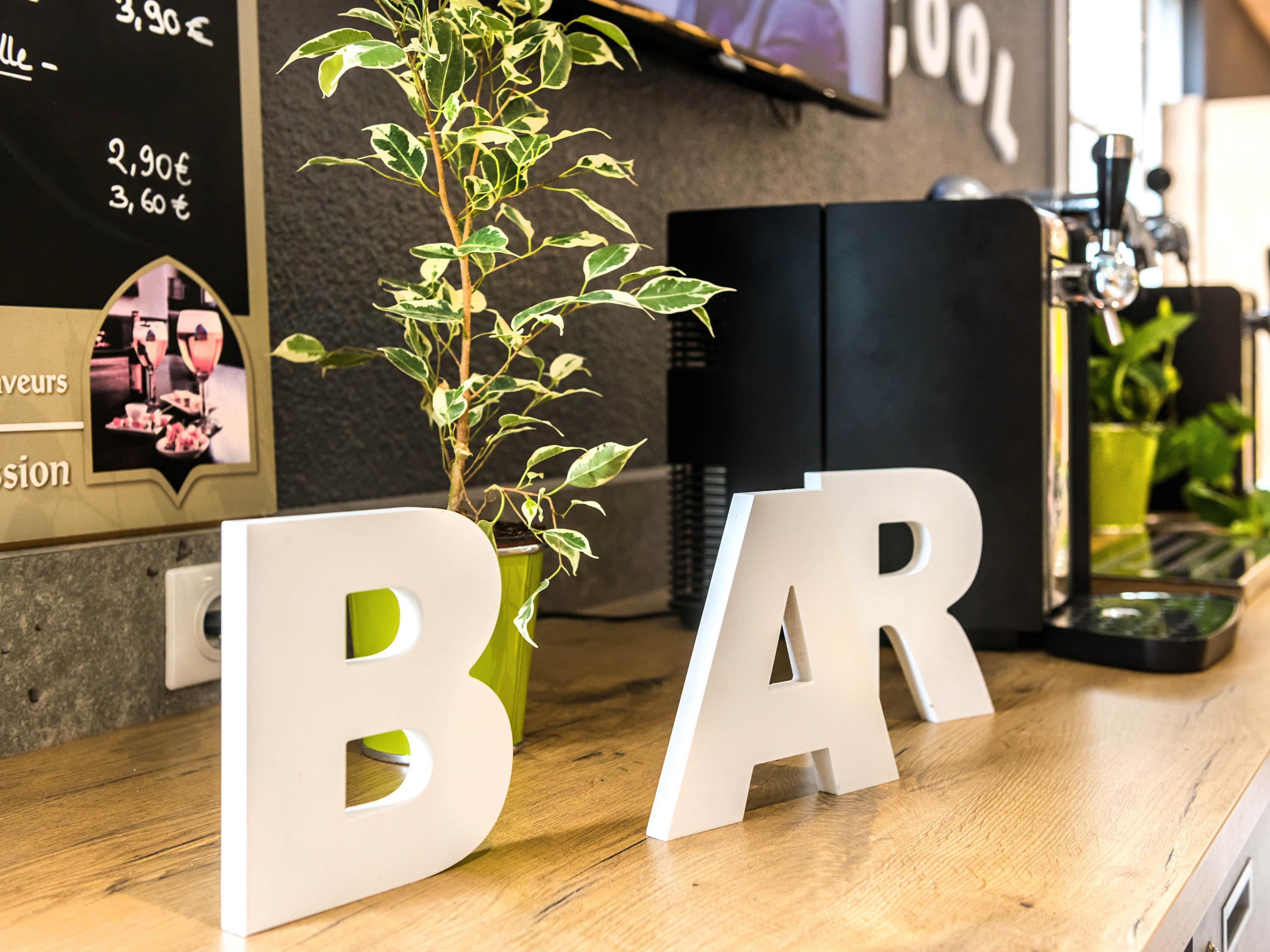 Bar/Salón ibis budget Strasbourg Sud Illkirch Geispolsheim