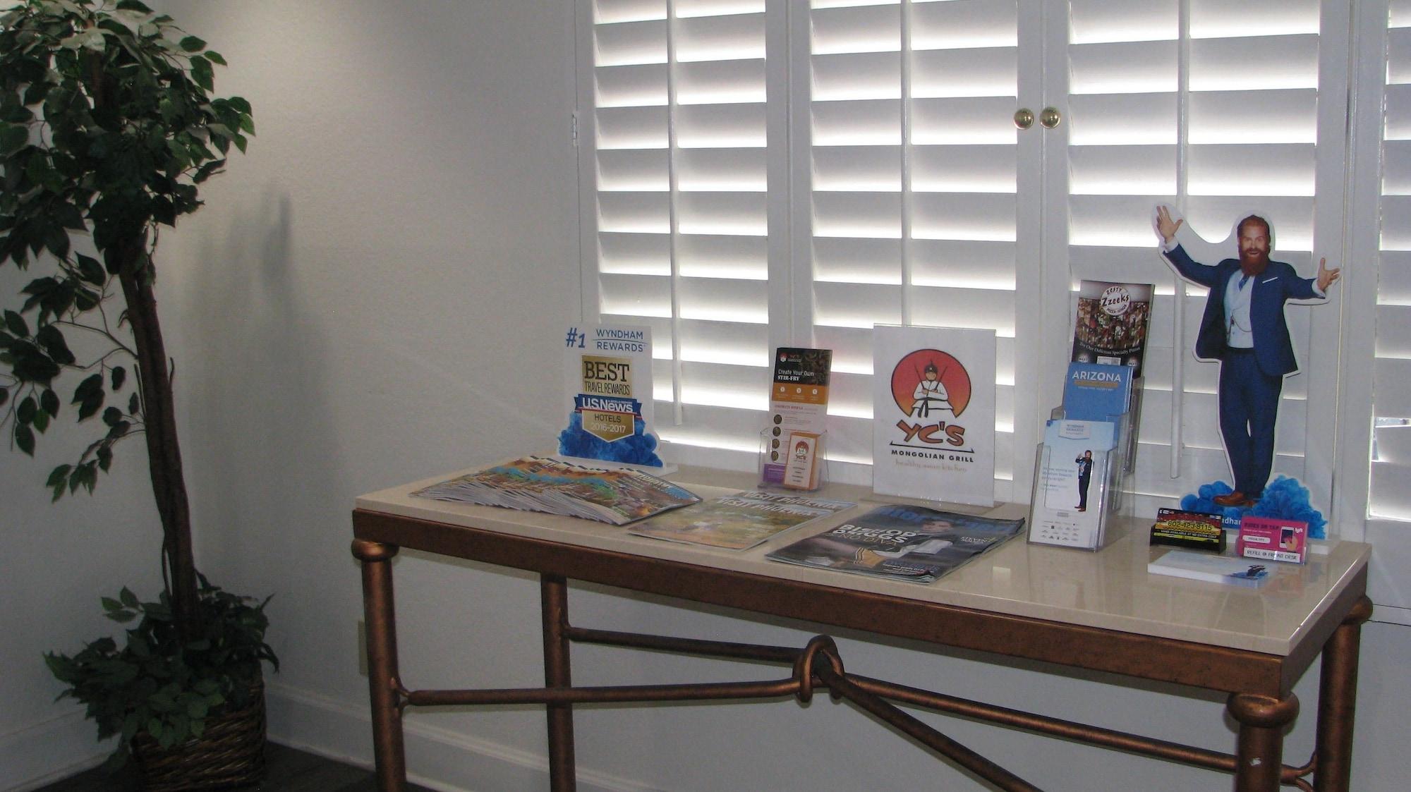 Vista Lobby Motel 6 Tempe, AZ – Elliot Road