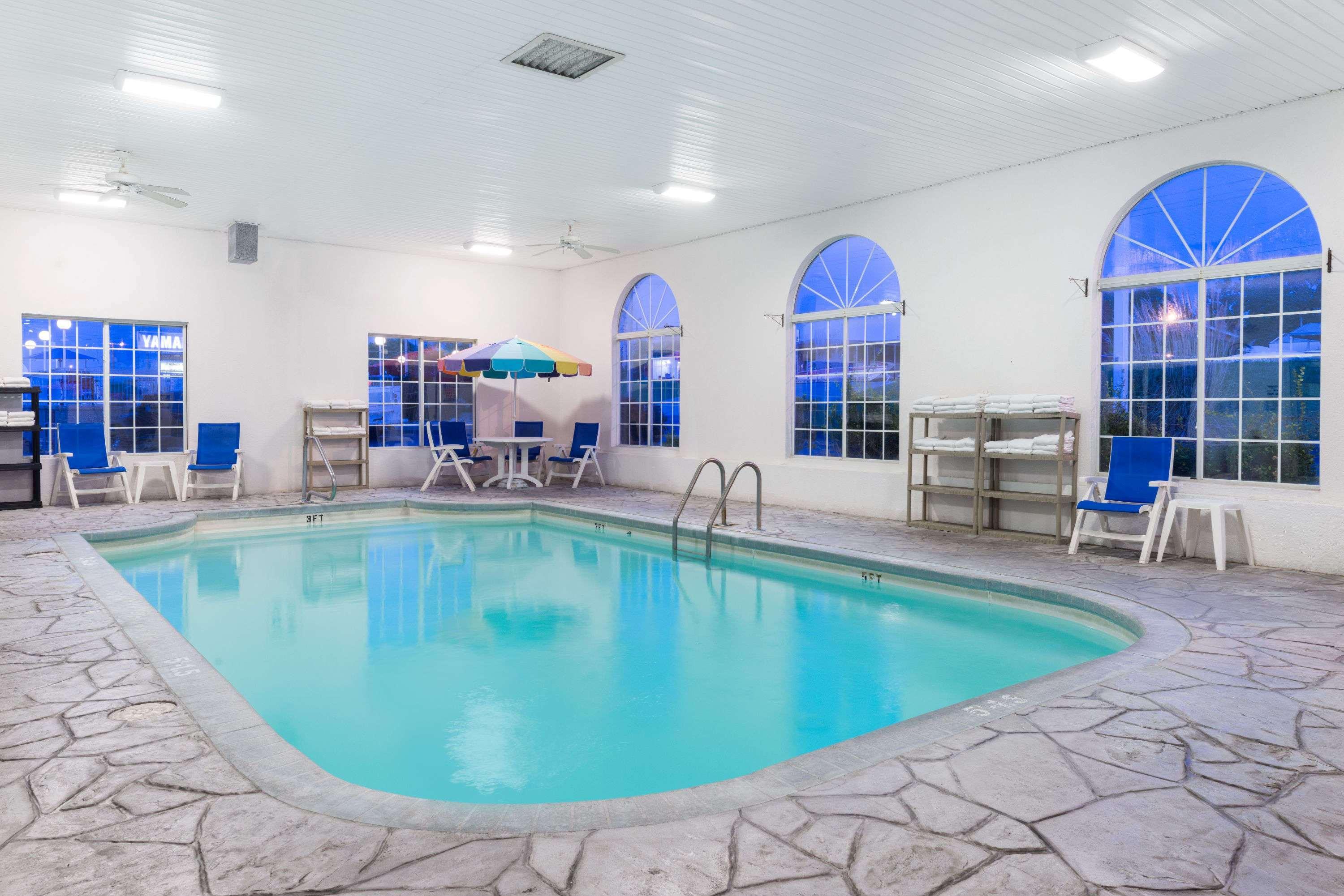 Vista Piscina Baymont by Wyndham Osage Beach