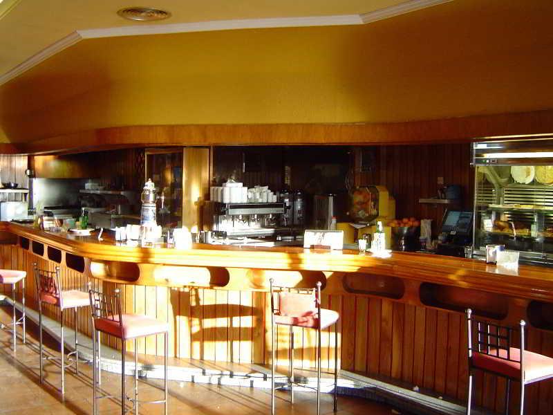 Bar/Salón El Cruce