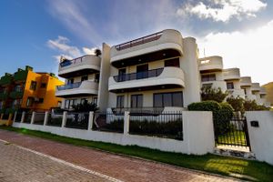 Alquiler Vacacional - Apartamento em Bombas para aluguel de Temporada