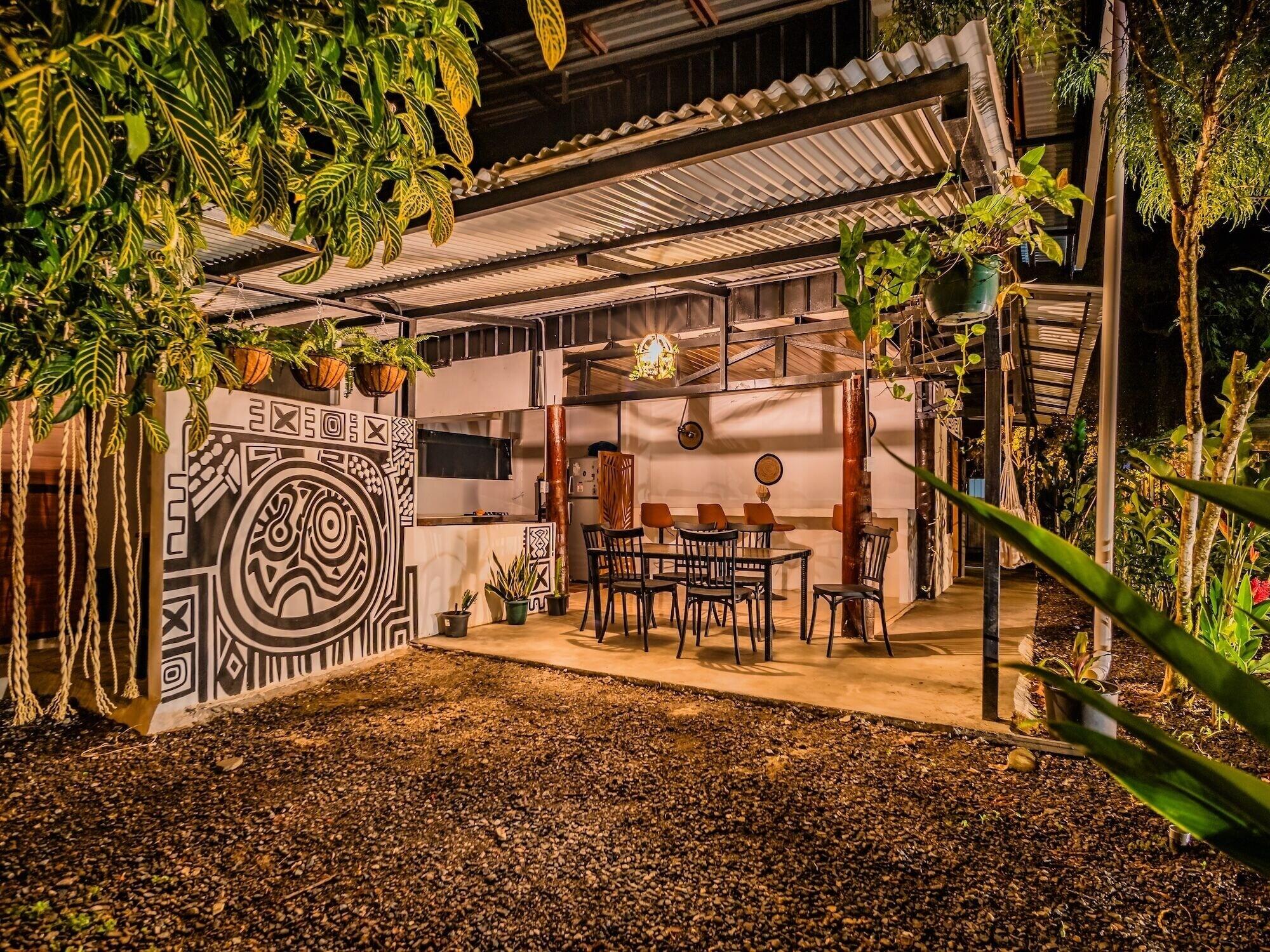 Comodidades del Alojamiento Koru Village Boutique Hostel