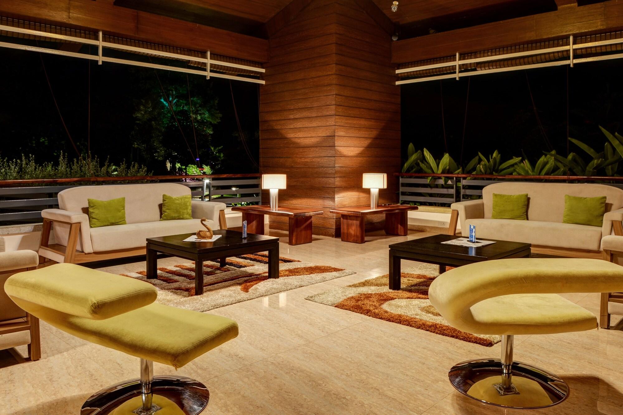 Vista Lobby Purple Palms Resort & Spa