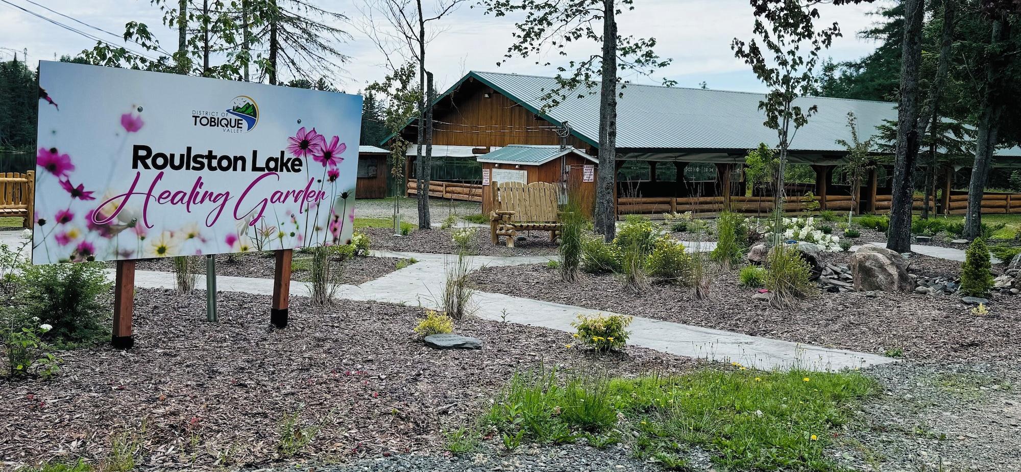 Varios Lakeside Stays