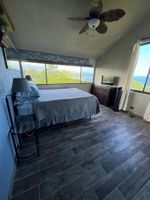 Alquiler Vacacional - Epic Oceanfront Penthouse with Best Views in Hilo!