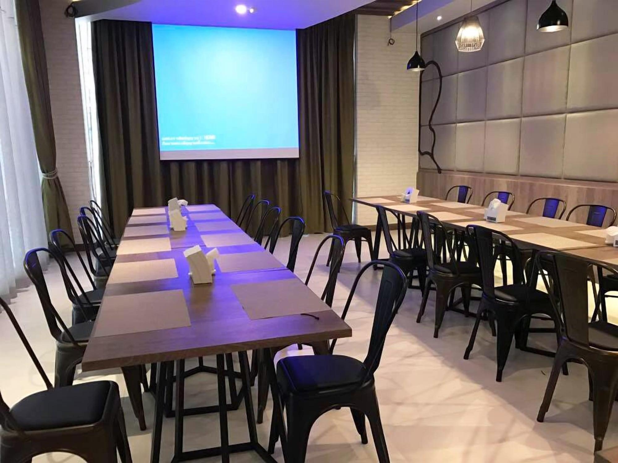 Sala de Reuniones Levana Pattaya Hotel