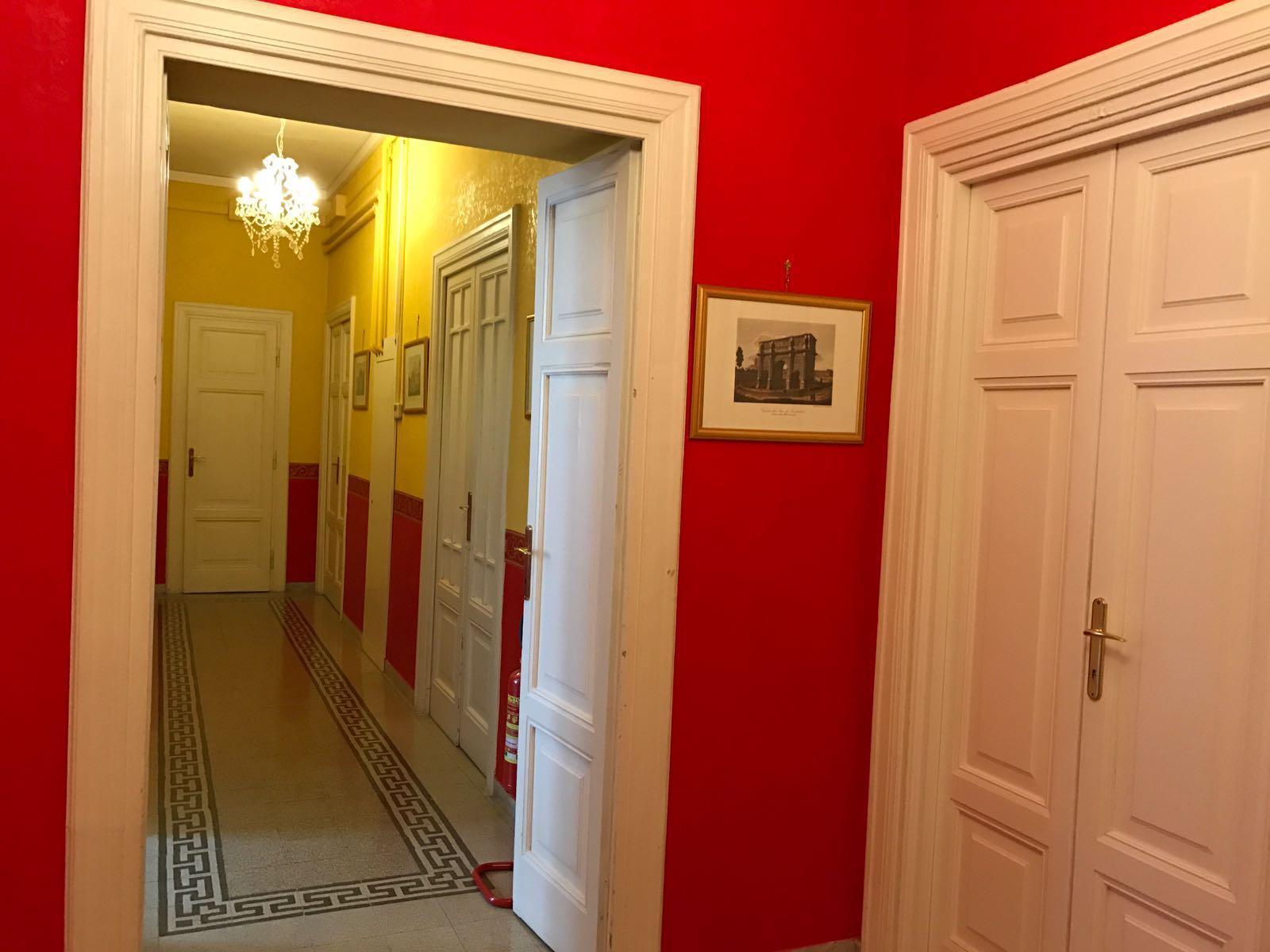 Vista Exterior La Breccia a Porta Pia