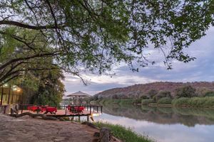 Alojamiento - Kunene River Lodge