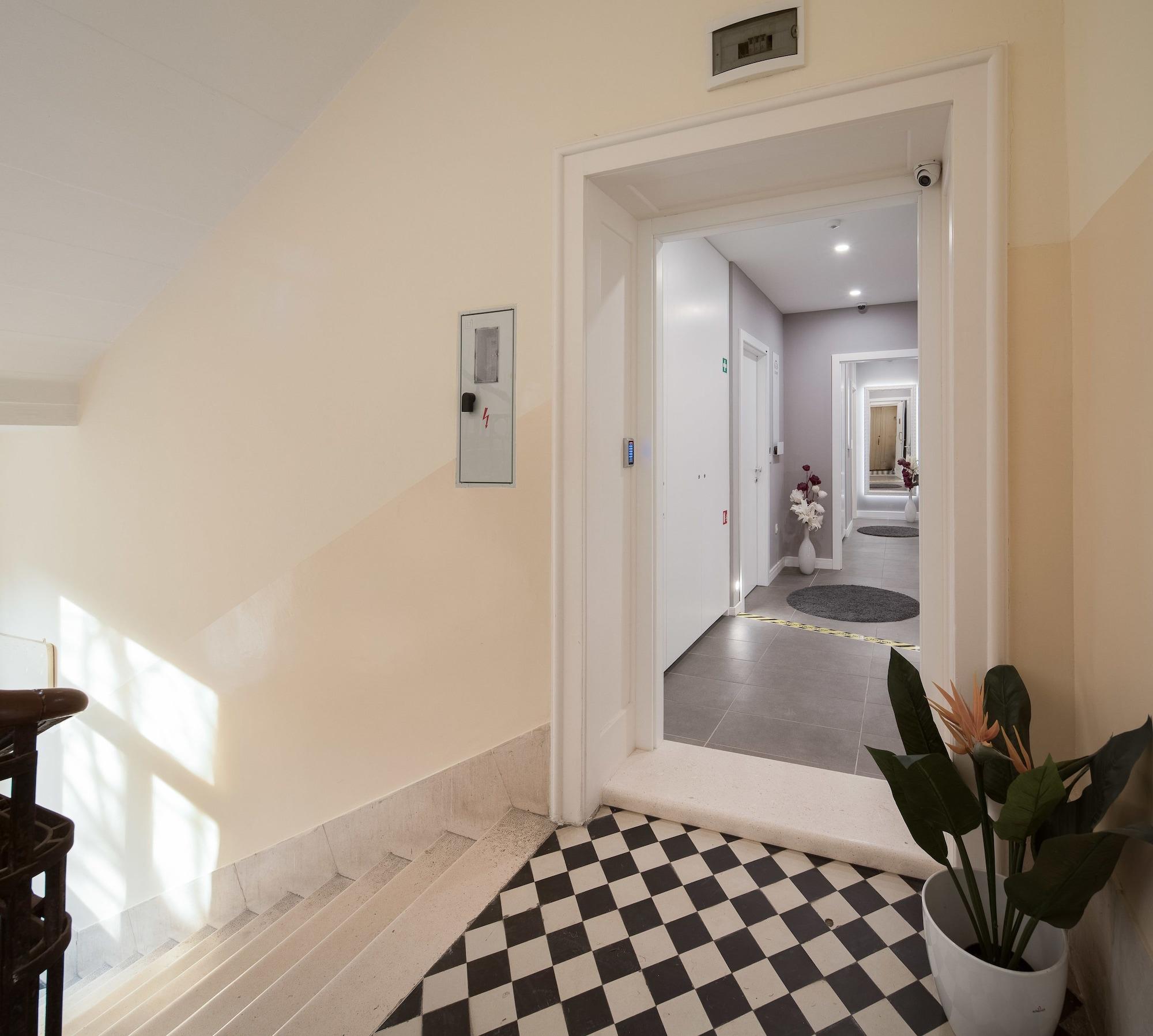 Varios Vip Rooms