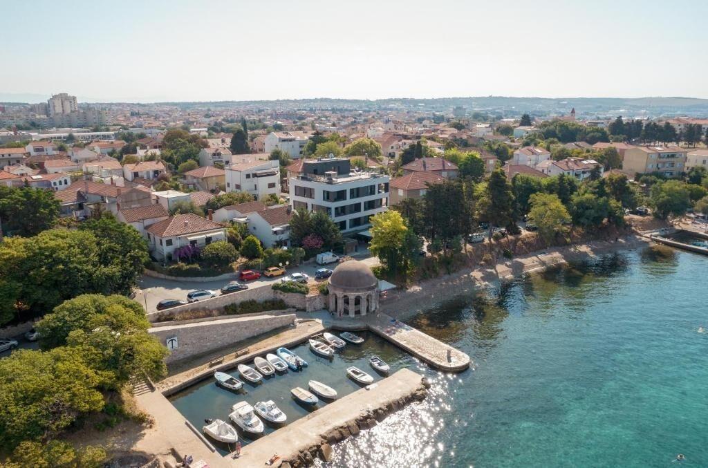 Vista Exterior La Vista Suites