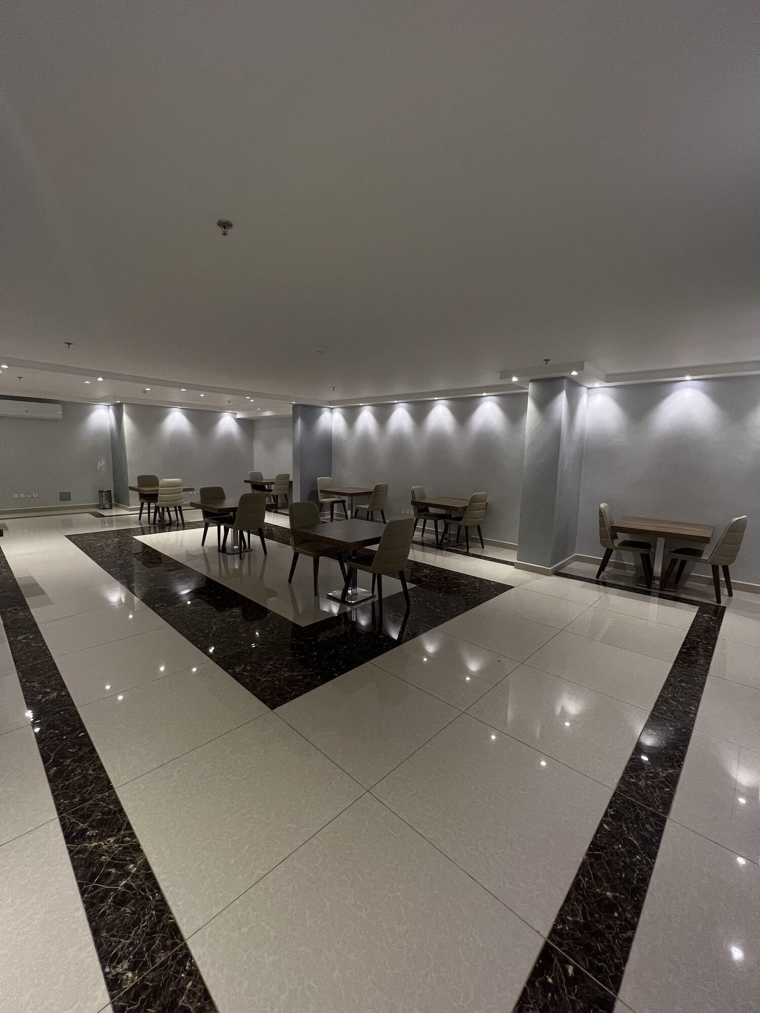 Restaurant W platinum