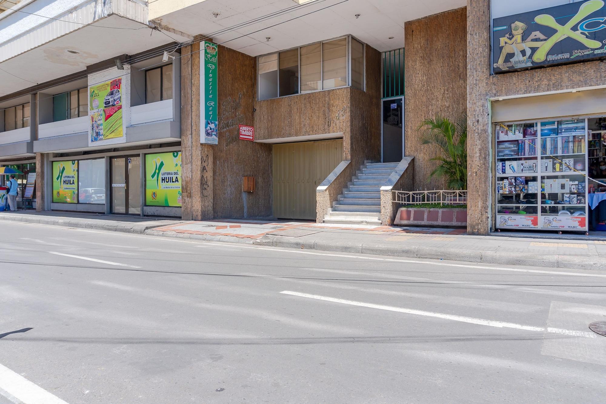 Vista Exterior Hotel Dinastia Real Neiva