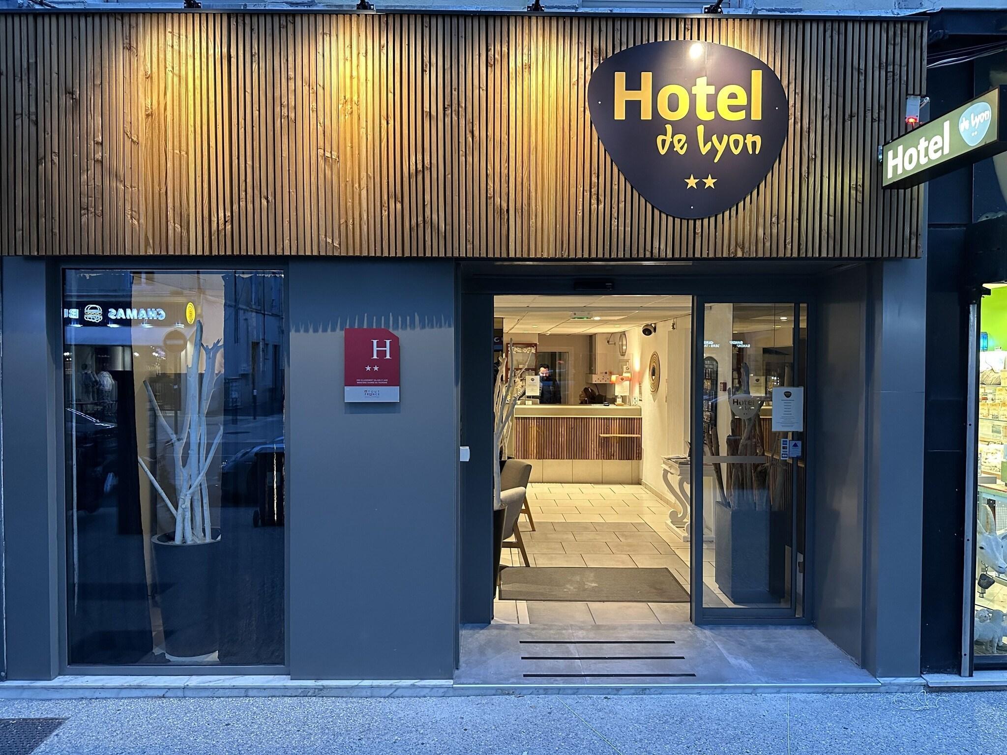 Vista Exterior Hotel de Lyon