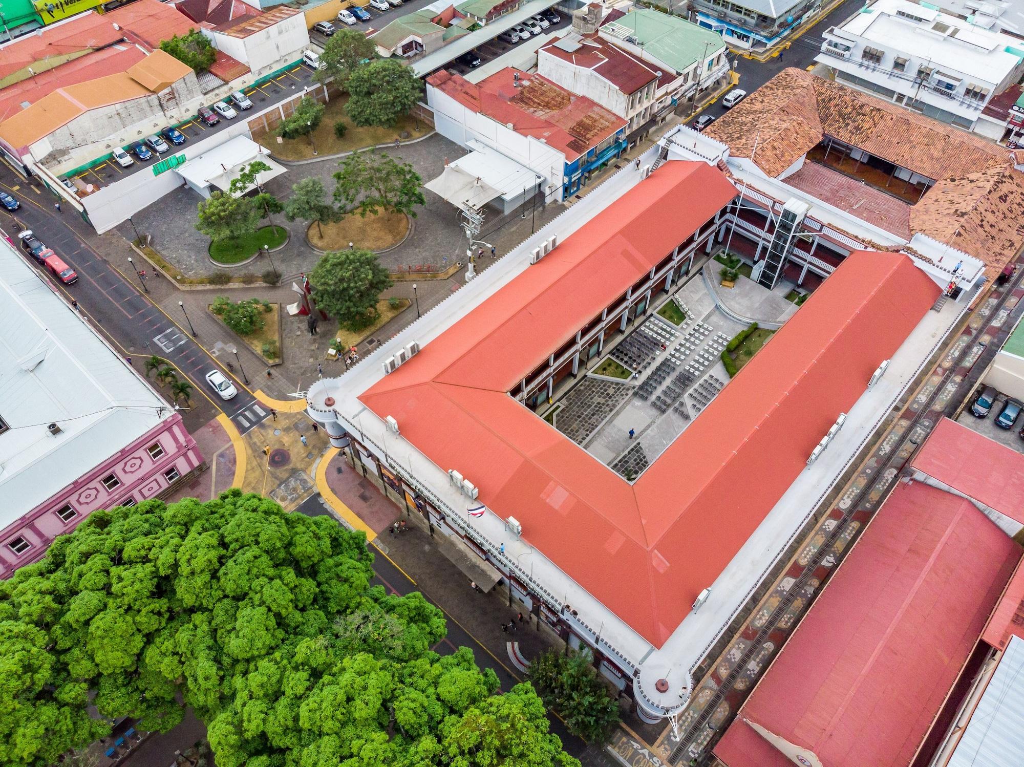 Varios Alajuela City Hotel & Guest House