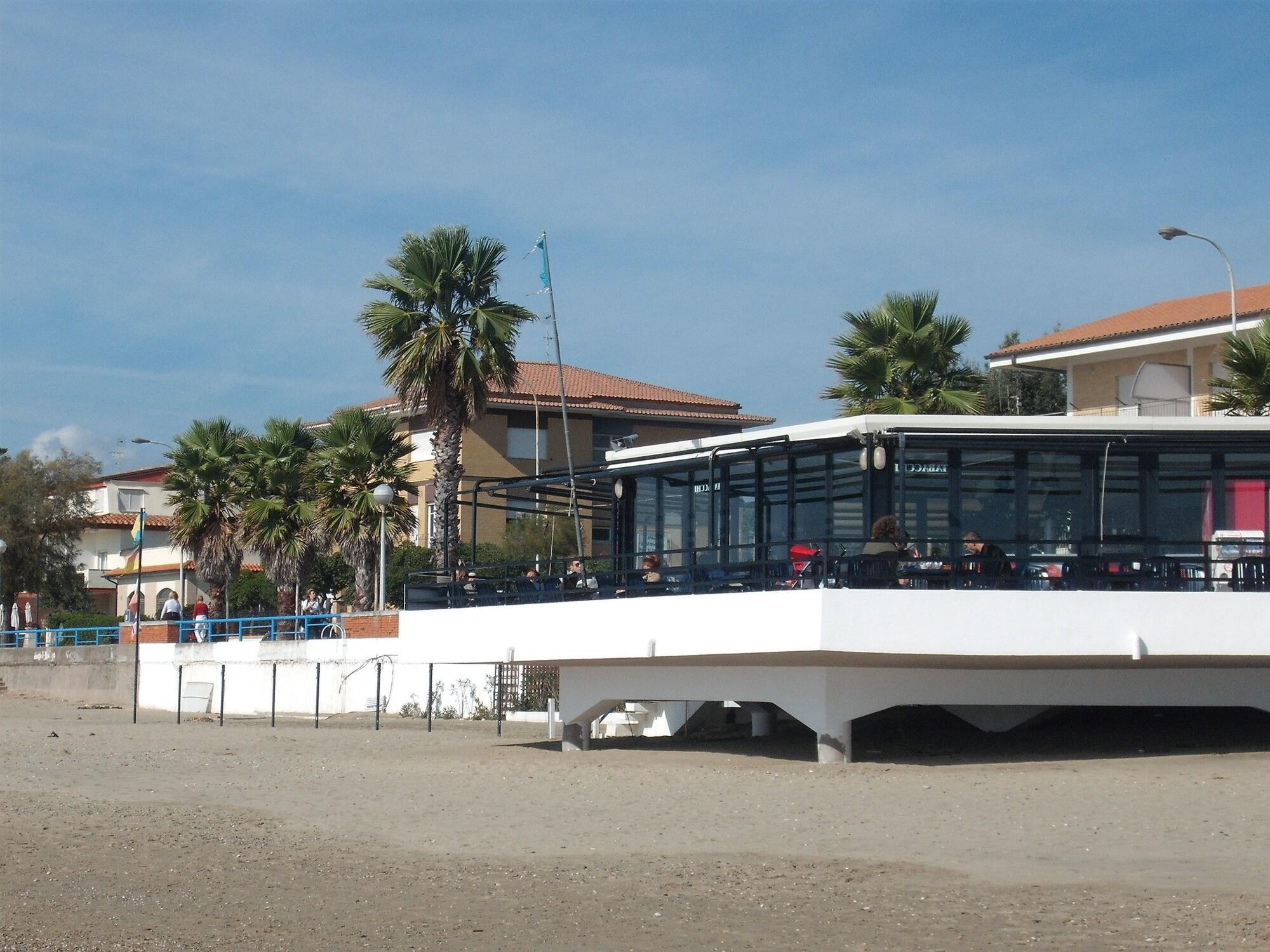 Vista Exterior Hotel San Carlo
