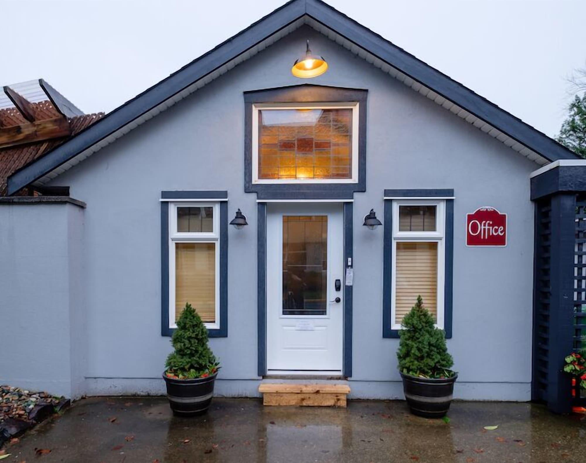 Vista Lobby Bramblebank Cottages