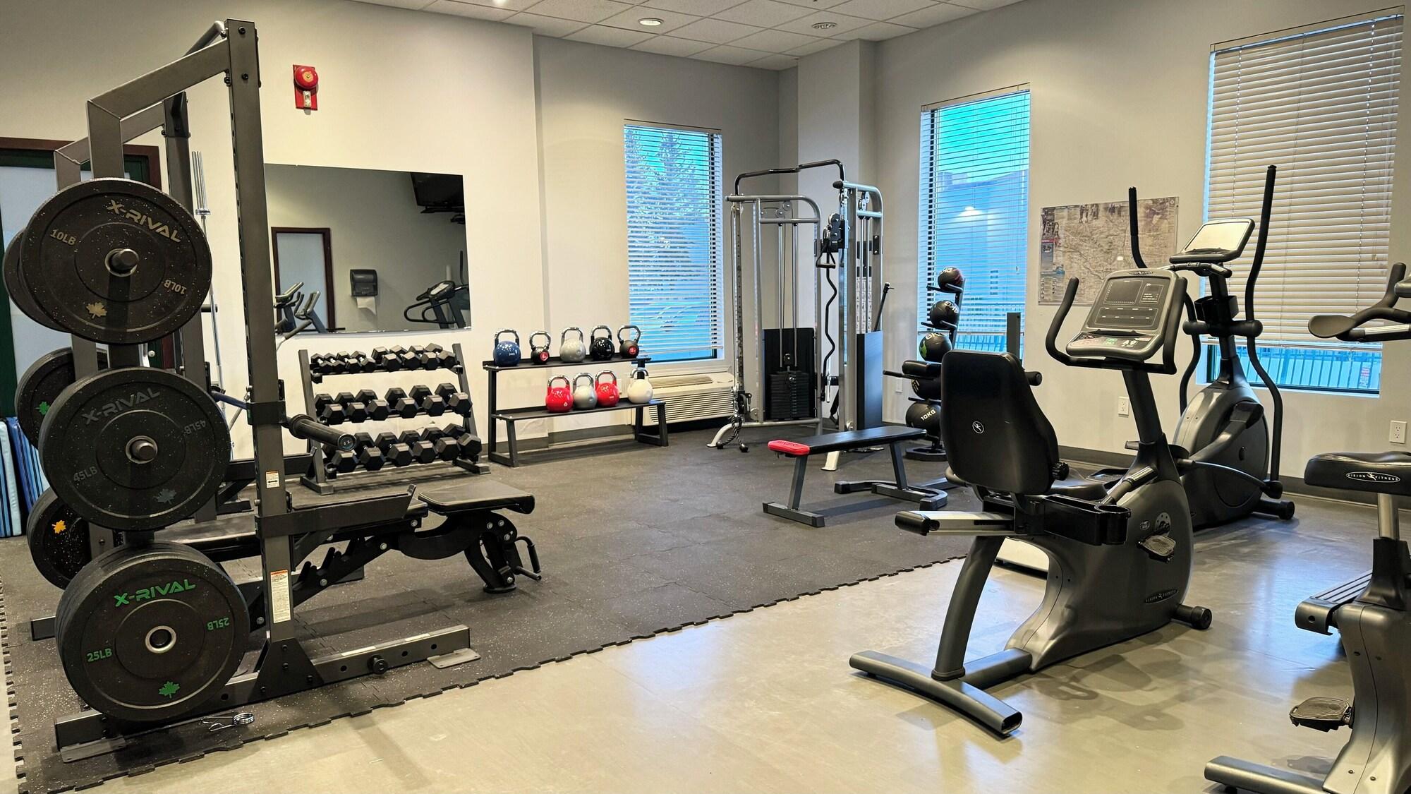Gimnasio Divya Sutra Plaza and Conference Centre Calgary Airport