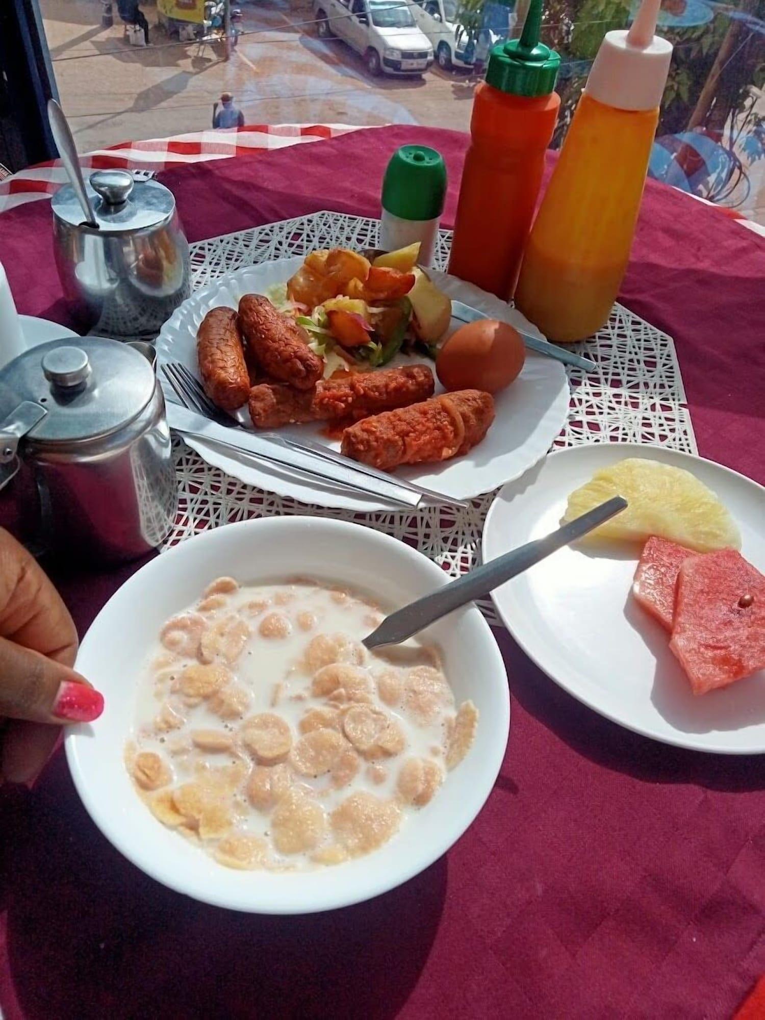 Restaurant Meru Paramount Hotel