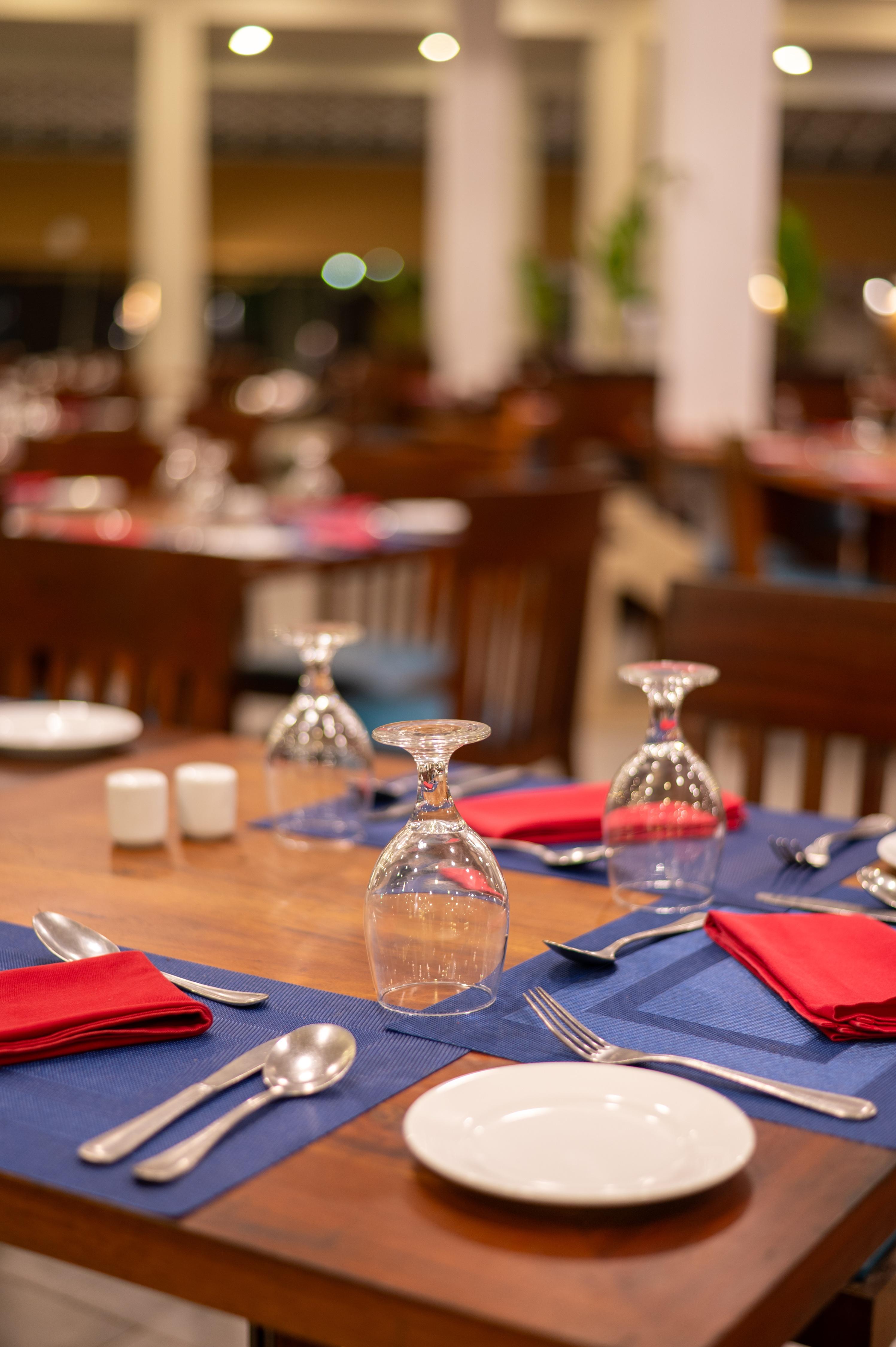 Restaurant Club Palm Bay