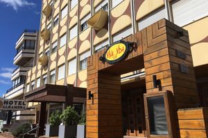 Alojamiento - Hotel Alhambra