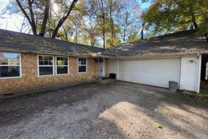 Alquiler Vacacional - NEW! Beautiful Riverfront Home on 10 Acres!