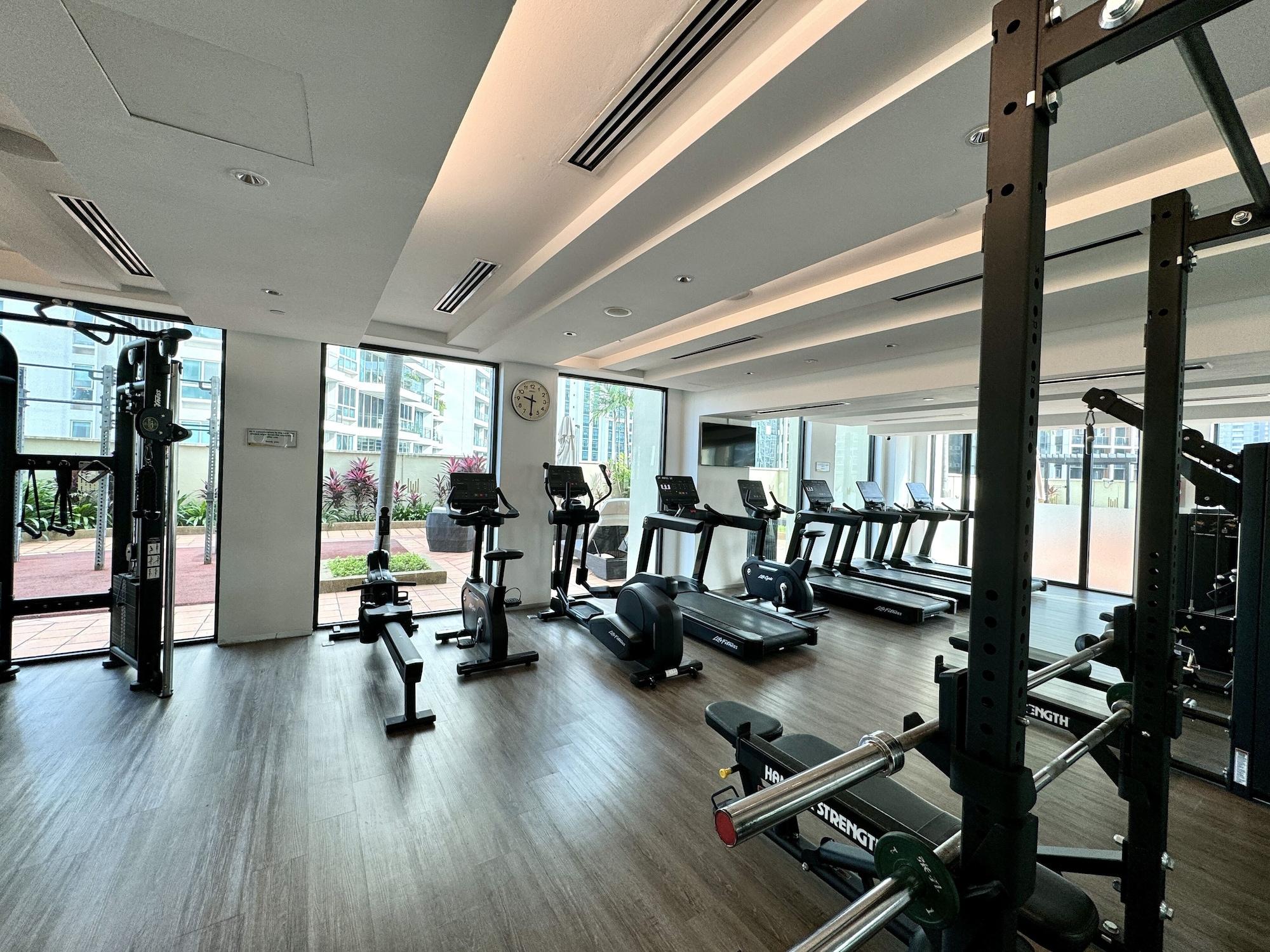 Gimnasio Grand Copthorne Waterfront