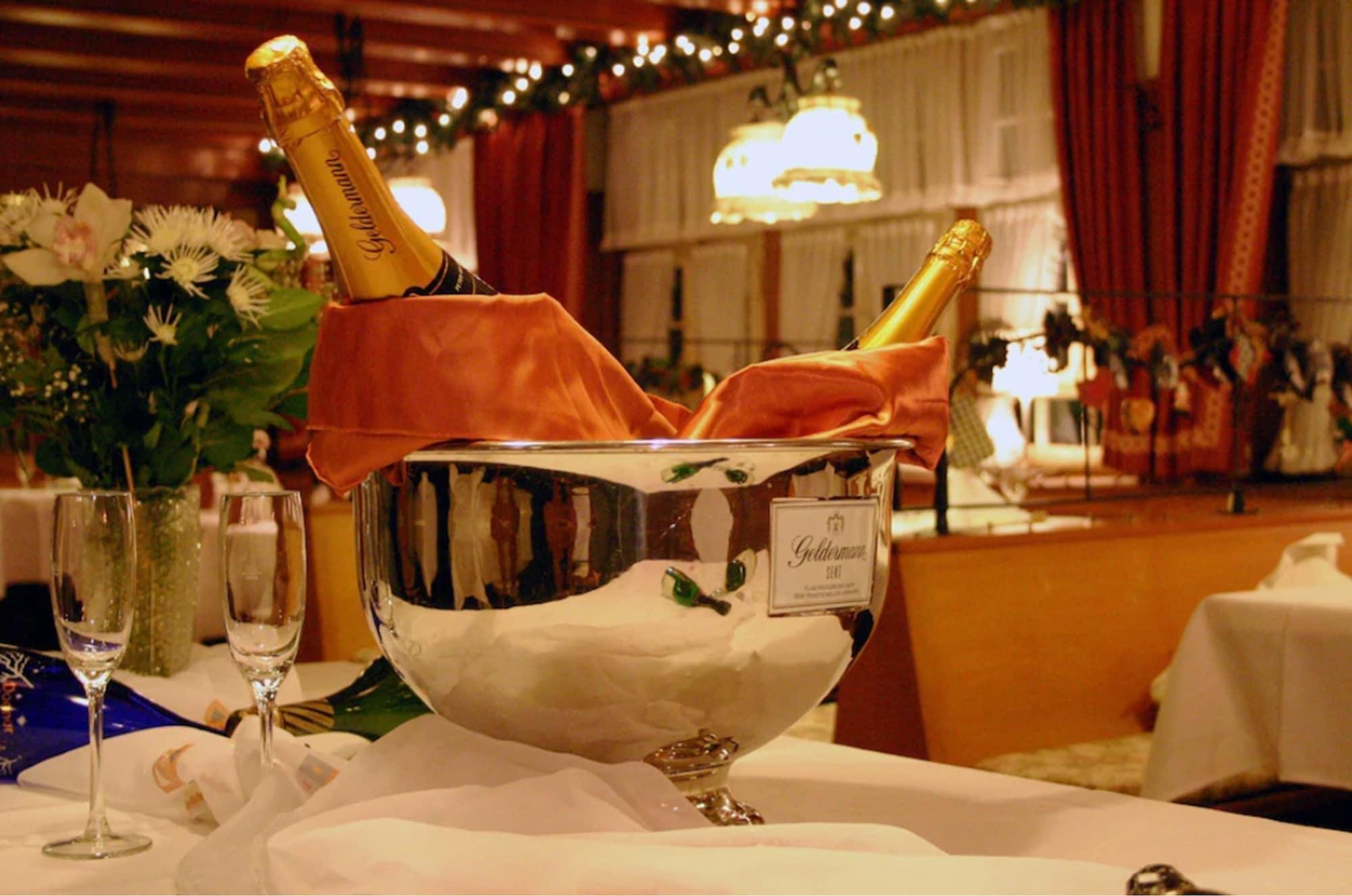 Salón de Baile Hotel-Gasthaus Goldener Engel